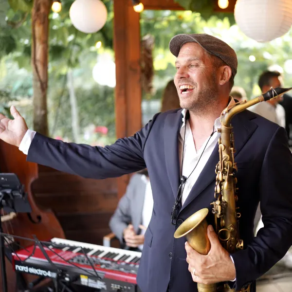 Algemene voorwaarden 2 Saxofonist Saxojoe en Jazz it Trio